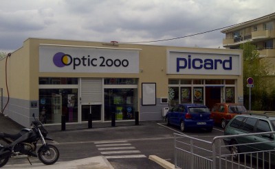 Aix en Pce - Optic 2000 et Picard